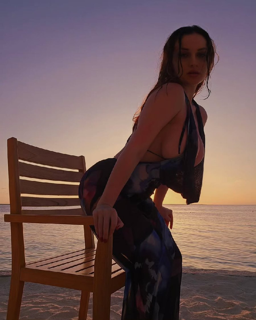 Sexy girl Miranda Faith nude in Mudanjiang