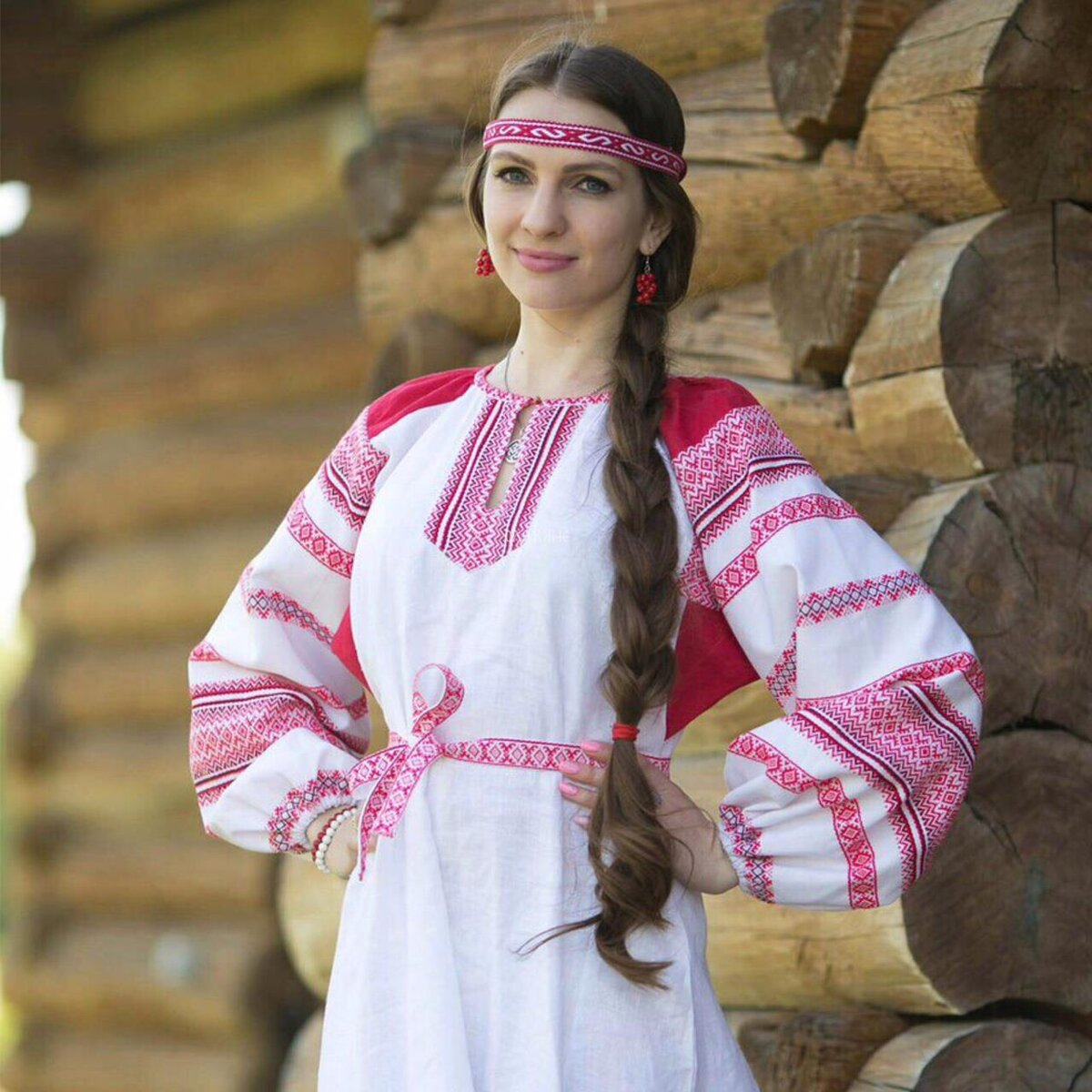 Girls in Slavic costumes in Mudanjiang